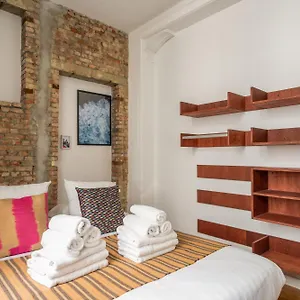 Apartment Smartflats - The Brooklyn, Antwerp